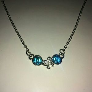 Womens sterling sikvwr .925 necklace